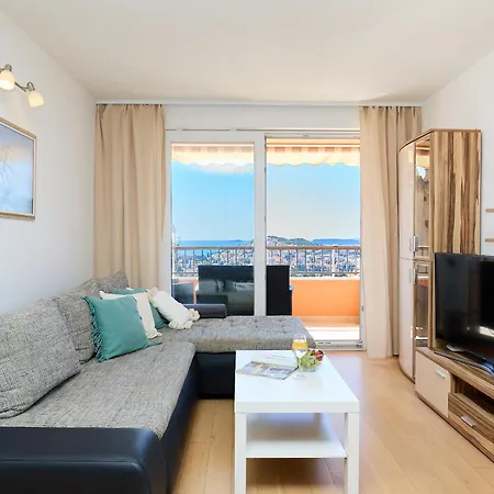 Sea View Apartment